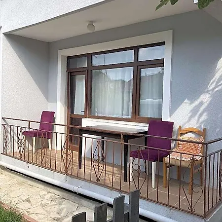 Marina House 3*