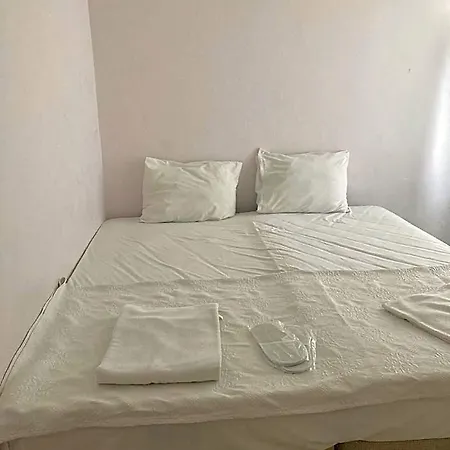 Marina House 3*